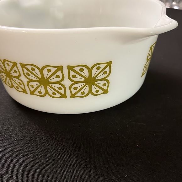 Pyrex Verde Cinderella Bowl, 474B - Picture 5 of 9